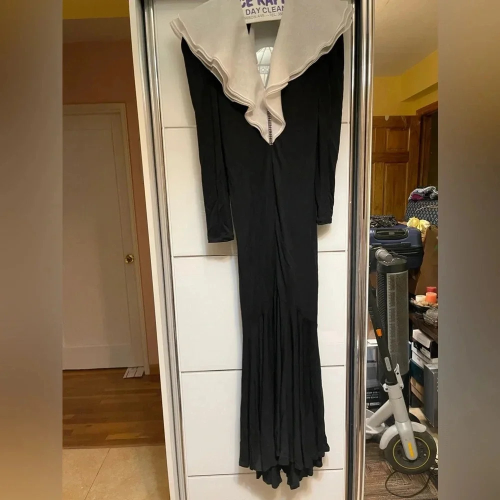 STEPHAN CARAS long maxi evening dress size S black &white Canada
